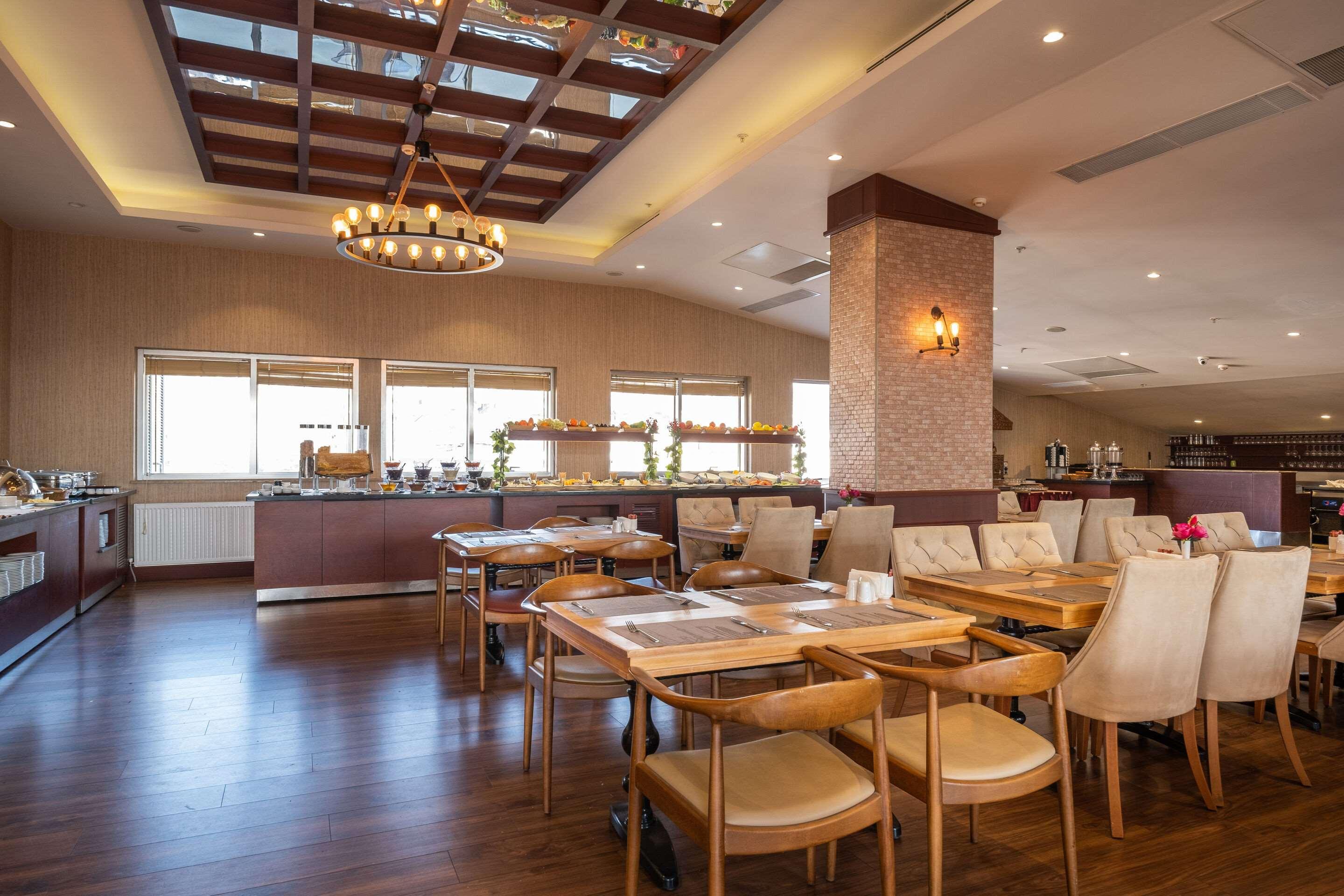 Clarion Hotel קרמאנמרש מראה חיצוני תמונה