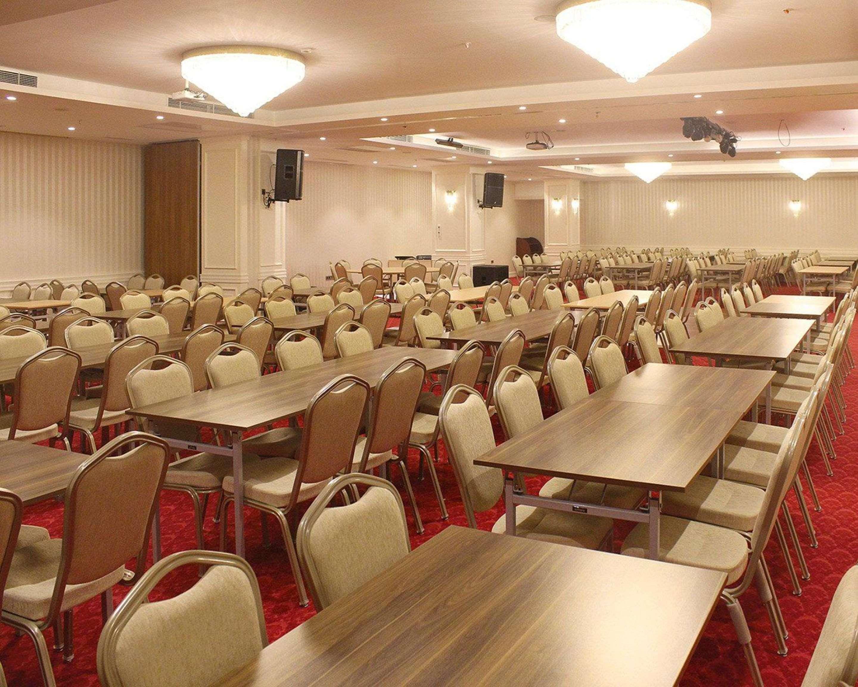 Clarion Hotel קרמאנמרש מראה חיצוני תמונה